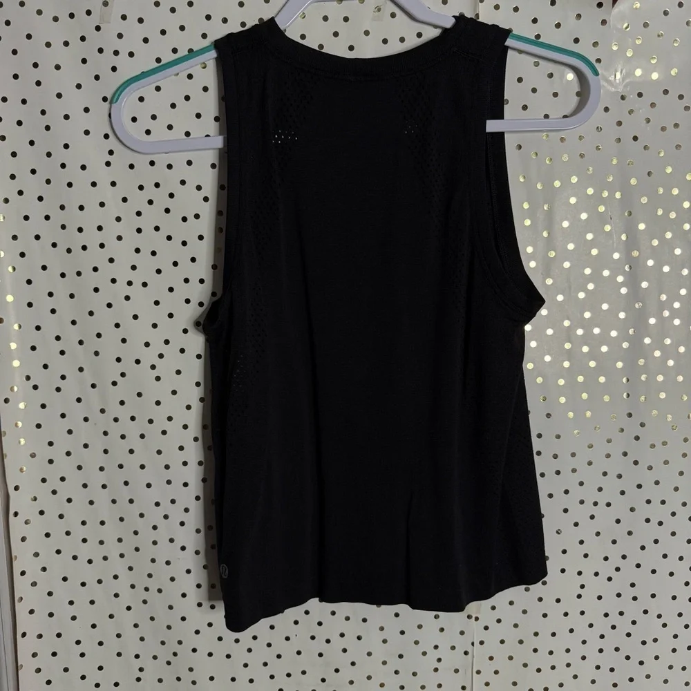 Lululemon Black Sleeveless Women's Top